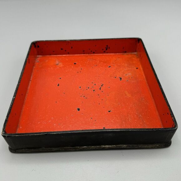 Antique Victorian Hand Painted Lacquered Papier Mache Square Box with Pansies - Picture 16 of 16